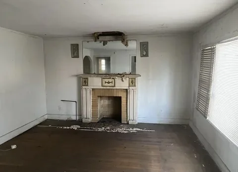 Living Room Renovation before